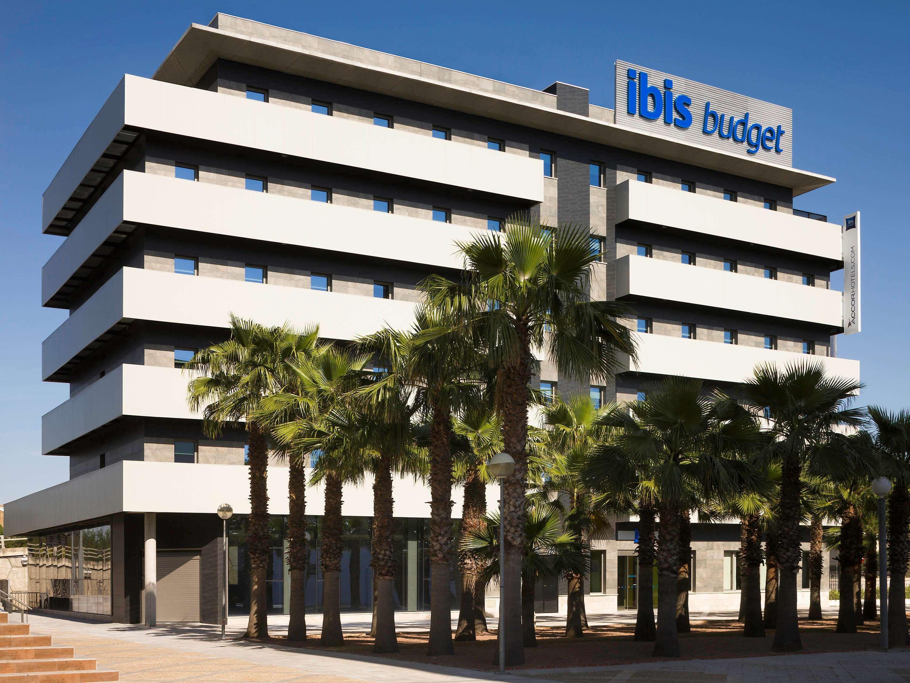 Ibis Budget Sevilla Aeropuerto מראה חיצוני תמונה