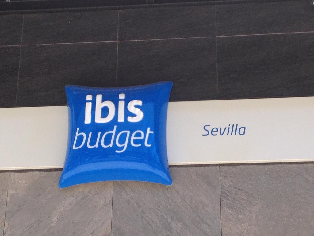 Ibis Budget Sevilla Aeropuerto מראה חיצוני תמונה